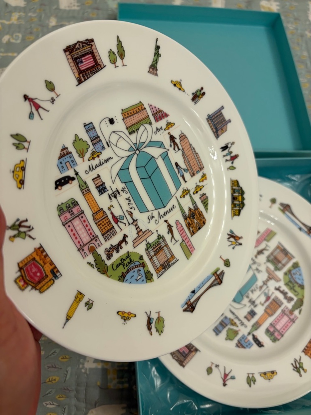 Tiffany & Co Dessert Plates Set of 2 (PRICE FIRM) - Picture 9 of 10